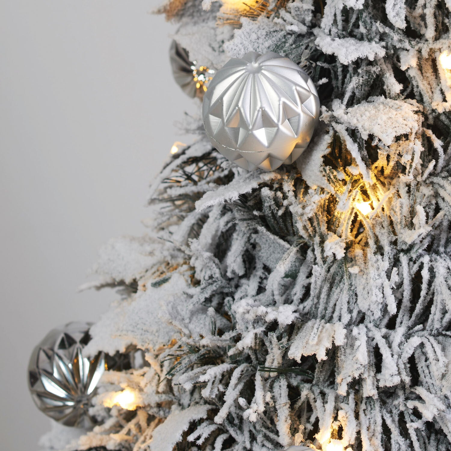🎄 Árvore de Natal Deluxe 1,80m com Luzes Integradas (Pop-Up)